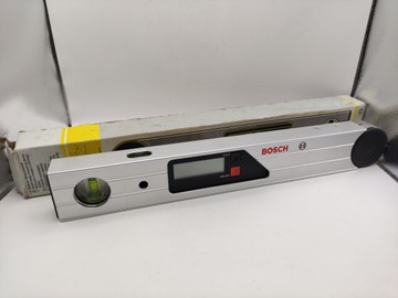 Б/у Уровень строительный Bosch dwm 40l 01-201111766