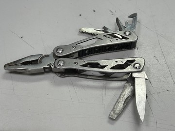 Б/в Мультитул Stanley multitool 01-201138092