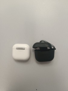 Б/в Навушники Apple airpods 4 with active noise cancellation 01-201152509