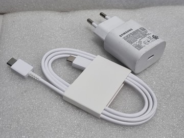 Б/в Мережевий зарядний пристрій Samsung ep-ta800 01-201154855