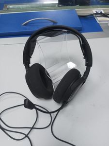 01-200542950: Steelseries arctis nova 1