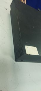 01-200612982: Microsoft xbox one x 1tb