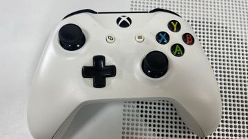 01-200622928: Microsoft xbox one s 1tb