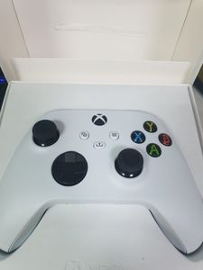 01-200769633: Microsoft xbox series x s wireless controller