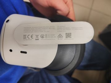 Б/в Окуляри віртуальної реальності Oculus quest 2 128 gb 01-200784100