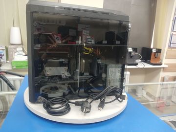 01-200635813: Gigabyte amd ryzen 5 2400ge/ram8gb/ssd60gb/radeon rx580