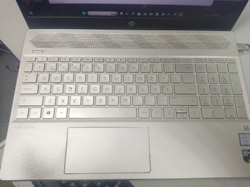 01-200790302: Hp 15/core i7 8565u ddr3/8gb ddr4/ssd 256 gb/geforce gtx1050 4gb