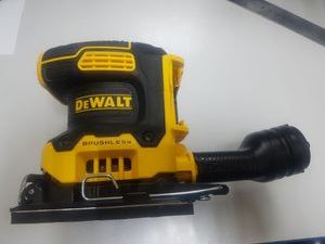 Б/в Шліфмашина вібро Dewalt dcw200n 01-200778747