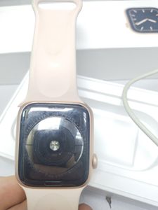 Б/у Смарт-часы Apple watch series 5 gps 44mm aluminium case 01-200802068