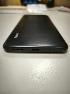 Б/у Мобильный телефон Xiaomi redmi 9a 2/32gb 01-200828258