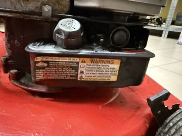 Б/в Газонокосарка Quatro 40 01-200834125