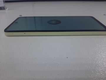 Б/в Мобільний телефон Motorola moto e14 2/64gb 01-200855438