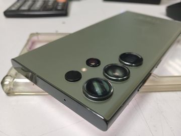 Б/у Мобільний телефон Samsung galaxy s23 ultra sm-s918b 12/256gb 01-200882950