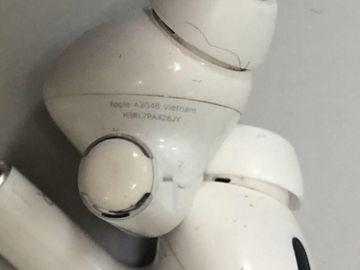 Б/в Навушники Apple airpods pro 2nd generation with magsafe charging case usb-c 01-200884438