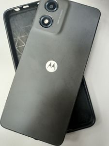 Б/в Мобільний телефон Motorola moto e14 2/64gb 01-200890854