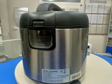 Б/у Мультиварка Midea mb-rs5010w2 01-200896858