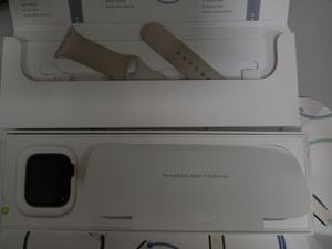 Б/в Смарт-годинник Apple watch se 2 gps 40mm aluminum case with sport 01-200897705