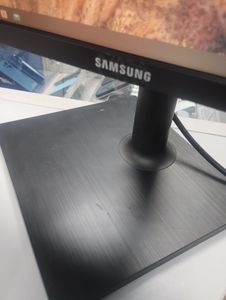 Б/у Монитор Samsung s24e650 01-200899099