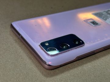 Б/у Мобільний телефон Samsung galaxy s20 fe sm-g780g 6/128gb 01-200910143