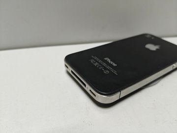 Б/в Мобільний телефон Apple iphone 4 16gb 01-200910352