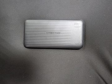 Б/в Повербанк Xo pb301 10000mah 01-200910337