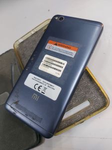 Б/у Мобільний телефон Xiaomi redmi 4a 2/32gb 01-200913696