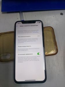 Б/в Мобільний телефон Apple iphone x 64gb 01-200916921