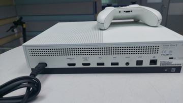 Б/в Ігрова приставка Microsoft xbox one s 2tb 01-200920683
