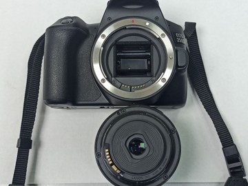 Б/у Фотоаппарат Canon eos 250d kit 18-55mm ef-s is stm 01-200922712