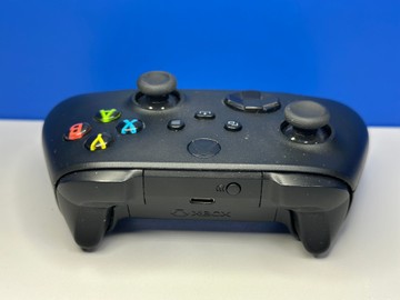 Б/у Геймпад Microsoft xbox series x s wireless controller 01-200924582