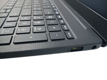 Б/в Ноутбук Hp 15/core i3-1215u ddr5/8gb ddr4/hdd *відсутній/ssd 512 gb/*інтегрована 01-200904873
