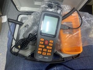 Б/в Анемометр Benetech gm8902 01-200936842