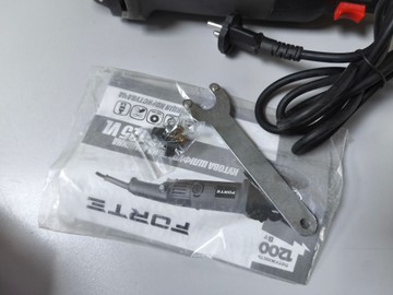 Б/у Угловая шлифмашина Forte ag 12-125 vl 01-200939895