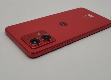 Б/в Мобільний телефон Motorola moto g84 8/256gb 01-200883128