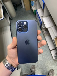 Б/в Мобільний телефон Apple iphone 15 pro max 256gb esim 01-200956944