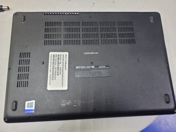 Б/в Ноутбук Dell 15/core i5 8350u ddr4/4gb ddr4/ssd 128 gb/*інтегрована 01-200956962