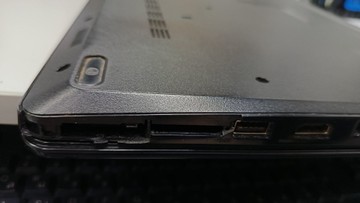 Dell 15/pentium n3710 ddr3/8gb ddr3/hdd *відсутній/ssd 240 gb/*інтегрована