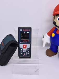 Б/в Лазерний нівелір Bosch glm 42 professional 01-200996703