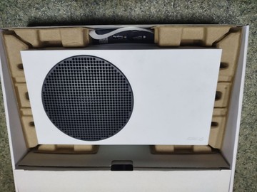 Б/в Ігрова приставка Microsoft xbox series s 512gb 01-200999810