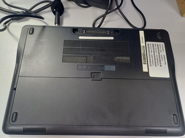 Б/в Ноутбук Dell 14/core i5 4310u ddr3/16gb ddr3/hdd *відсутній/ssd 512 gb/*інтегрована 01-201020577