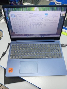 Lenovo 15/core i7 8550u ddr3/8gb ddr3/hdd *відсутній/ssd 240 gb/*інтегрована