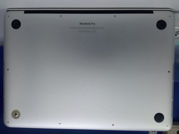 Б/у Ноутбук Apple macbook pro/ a1502 13,3"/ core i5 2.7ghz/ram8gb/ssd256gb/iris 6100 01-201028605