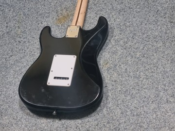 Б/в Електрогітара Fender squier bullet strat ht hss 01-200975761