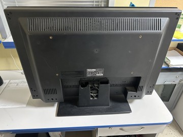 Б/у Телевизор Techniline 32 hd tv mit ci+ 01-201041749