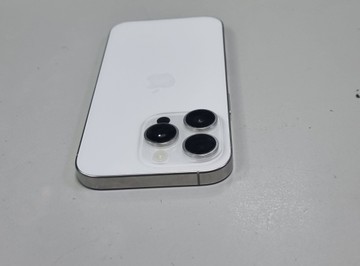 Б/у Мобільний телефон Apple iphone 16 pro 512gb 01-201051432