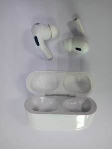 Б/в Навушники Apple airpods pro 2nd generation with magsafe charging case usb-c 01-201062685