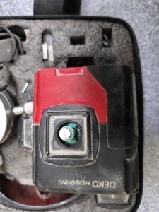 Б/у Лазерный нивелир Deko ll12-hvrl 01-201114458