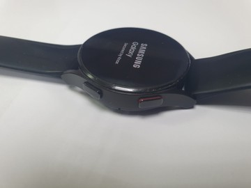 Б/в Смарт-годинник Samsung galaxy watch4 40mm 01-201127848