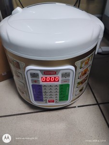 Б/в Мультиварка Rotex rmc530-g 01-201137802