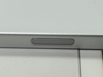 Б/у Мобільний телефон Apple iphone 17 256gb 01-201154776